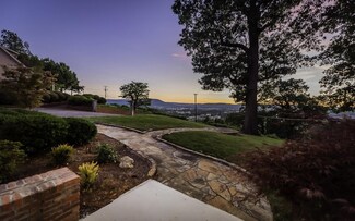 68 N Crest Rd, Chattanooga, TN 37404