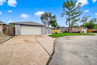 9506 Hendon Ln, Houston, TX 77036