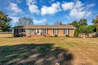 104 Glendale Rd, Loretto, TN 38469