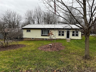 14443 Meade St, Sterling, NY 13156