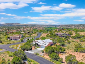 3 Vista Lagunitas, Santa Fe, NM 87507