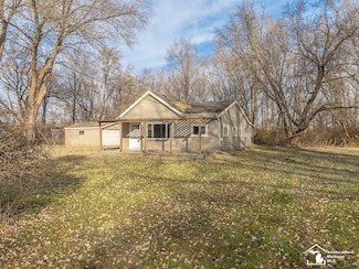 155 Virginia St, Carleton, MI 48117