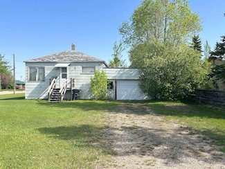 106 NW 5th St, Mohall, ND 58761