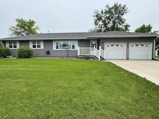 1205 W Park Ave, Olivia, MN 56277