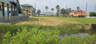 11213 Reagor Way, Galveston, TX 77554
