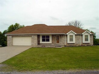 304 Latimer Ave, Follansbee, WV 26037