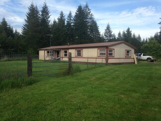 451 W Homer Adams Rd, Elma, WA 98541