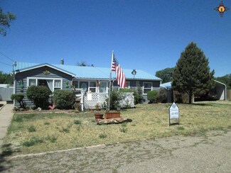 2329 8th St, Las Vegas, NM 87701