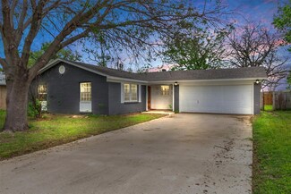 2504 Rutherford St, Irving, TX 75062