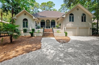 5 Delta Ln, Hilton Head Island, SC 29928