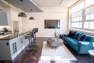 2600 W 7th St Unit 1513, Fort Worth, TX 76107