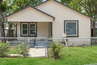 1906 Montezuma St, San Antonio, TX 78207