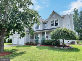 11 Buttonwood Dr, Bordentown, NJ 08505