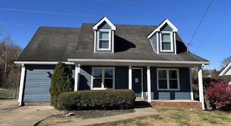 204 Township Dr, Hendersonville, TN 37075