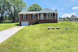 235 Harold St, Steubenville, OH 43952