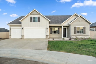 2195 N Kenora Ave, Star, ID 83669