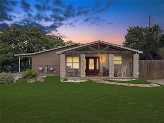 729 Trail Crest Dr, Canyon Lake, TX 78133