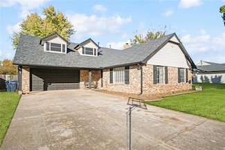 8225 Willow Creek Blvd, Oklahoma City, OK 73162