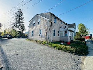 24 Mechanic St, Danielson, CT 06239