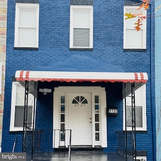 2727 Baker St, Baltimore, MD 21216
