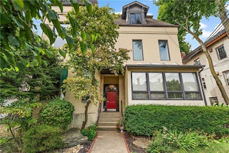 6015 Walnut St Unit 302, Pittsburgh, PA 15206