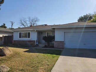 1702 S West St, Visalia, CA 93277