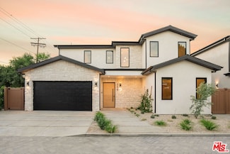 5658 Winnetka Ave, Woodland Hills, CA 91367