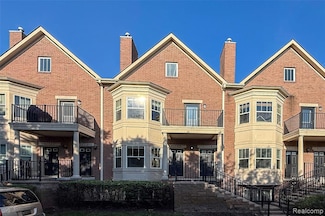 41666 Tera Ln, Novi, MI 48375