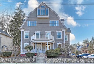 1291 Narragansett Blvd Unit 2, Cranston, RI 02905