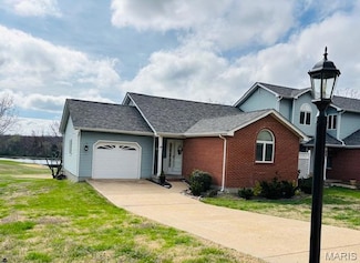 16 Village at Four Ln Unit C Building 5 V, Cuba, MO 65453
