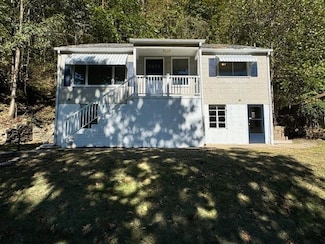 400 Fairview St, Mullens, WV 25882