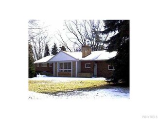 8241 Hirschwood Dr, Buffalo, NY 14221