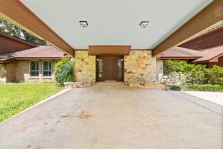 601 Brandon Rd, Conroe, TX 77302