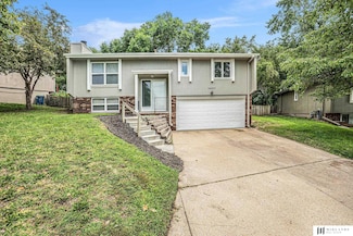 14427 Weir Cir, Omaha, NE 68137
