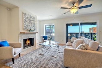 13063 Caminito Del Rocio, Del Mar, CA 92014