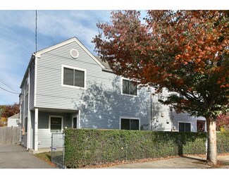 18 Balsam St, Dorchester Center, MA 02124