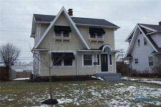 3610 Rugby Dr, Toledo, OH 43614