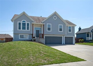 609 Shanandoah Dr, Edgerton, KS 66021