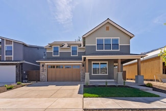 1388 NW Ochoa Dr, Bend, OR 97703