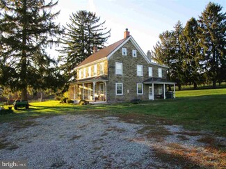 3181 Holley Rd, Glen Rock, PA 17327