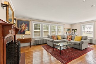 179 N Main St, Sharon, MA 02067