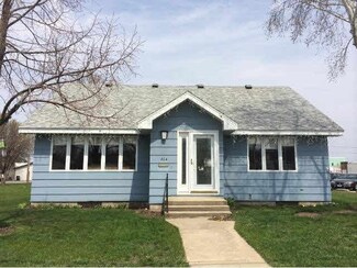 204 204 W Hoffman St, Paynesville, MN 56362