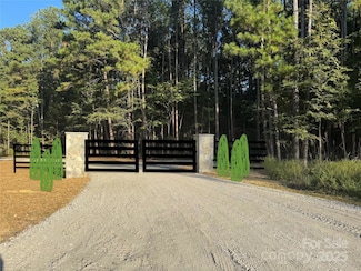 106 Serenity Creek Dr, Waxhaw, NC 28173