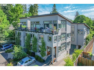 7932 SE 6th Ave, Portland, OR 97202
