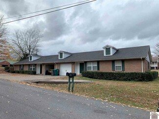105 Highland Cir, Paducah, KY 42003
