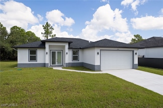 2711 26th St W, Lehigh Acres, FL 33971