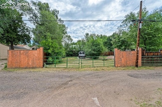 1611 W Kiowa St, Colorado Springs, CO 80904