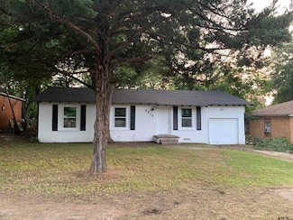 2914 W Gentry Pkwy, Tyler, TX 75702