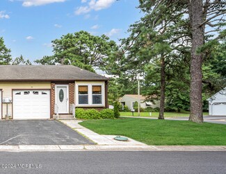 8B Medford Rd, Manchester Township, NJ 08759