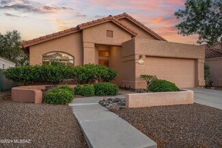 1527 W Sand Pebble Dr, Tucson, AZ 85737